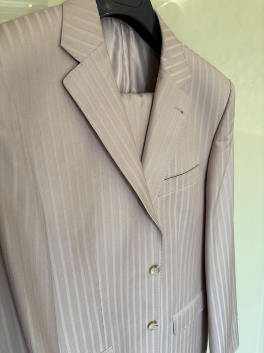 Класичний чоловічий костюм Voronin світлий розмір 92-80