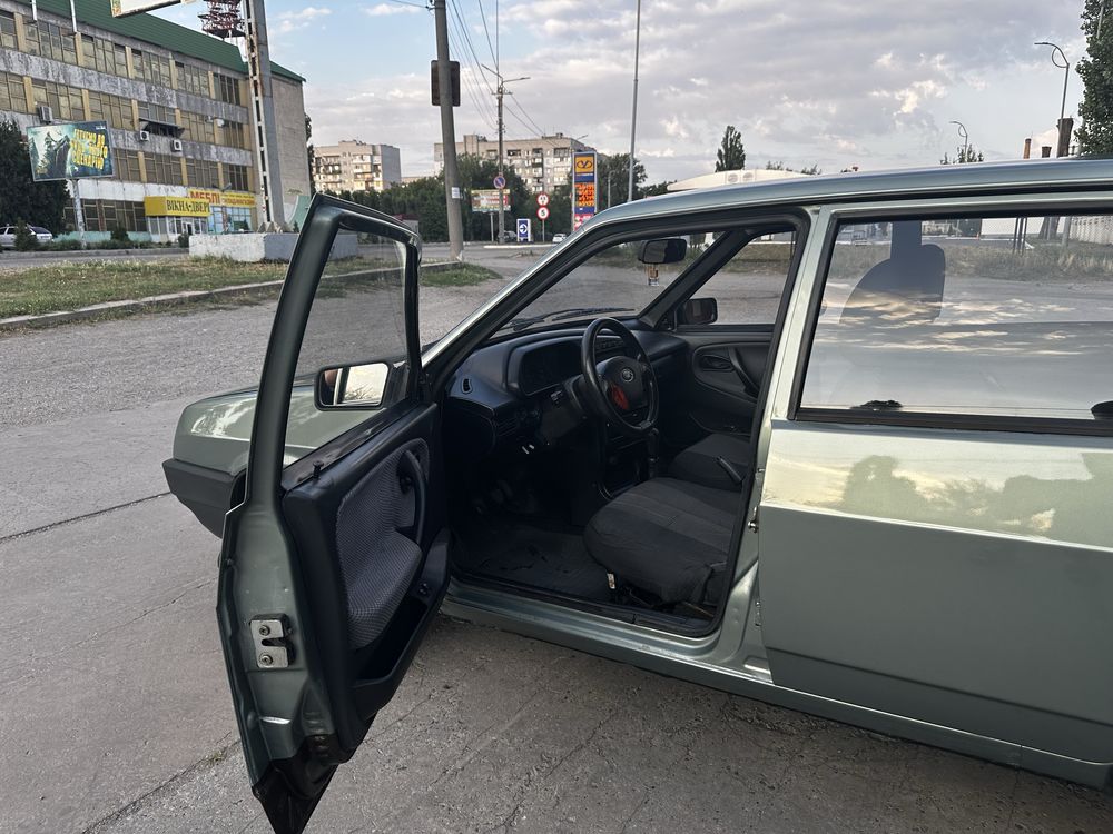 Продам ВАЗ 21099 в Идеальном состояние