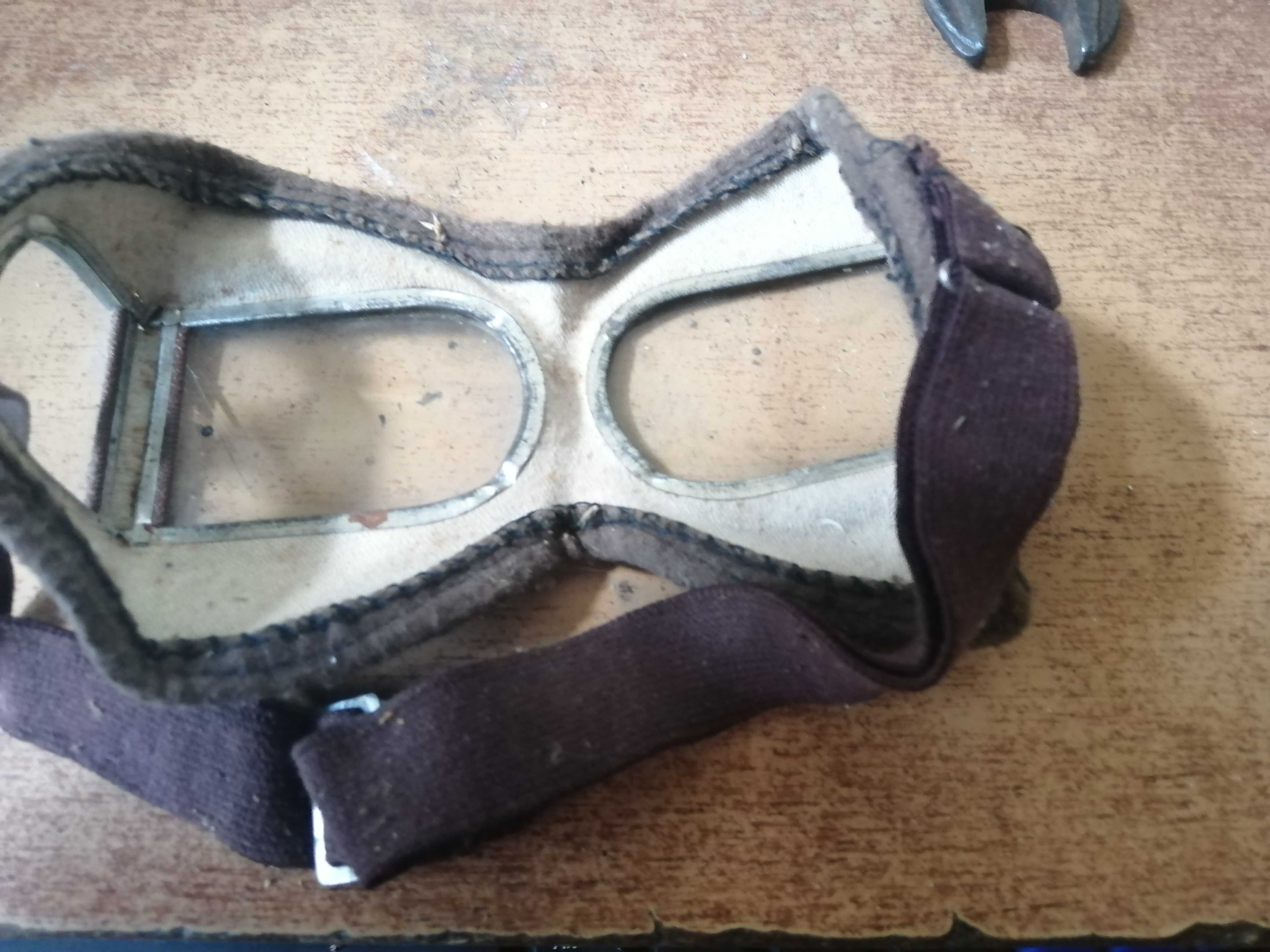 Продам очки защитные обзор 180 градусов  СССР материал кожа