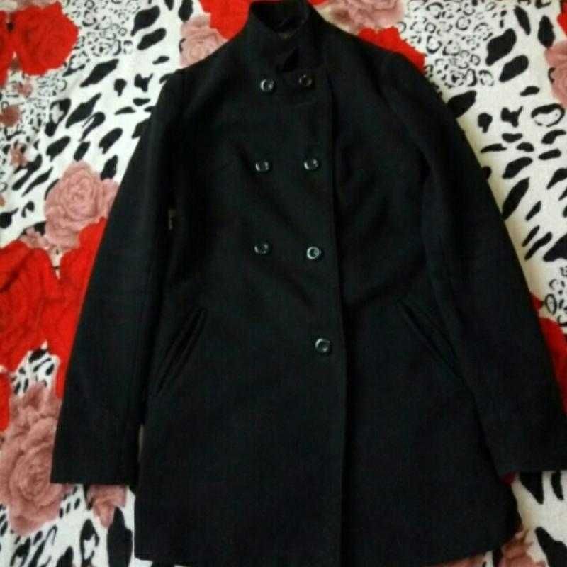 Пальто женское 200 грн