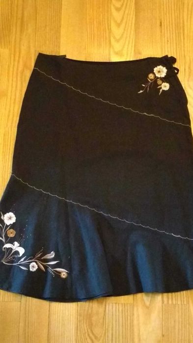 Юбки разной длины и фасонов по 100 грн