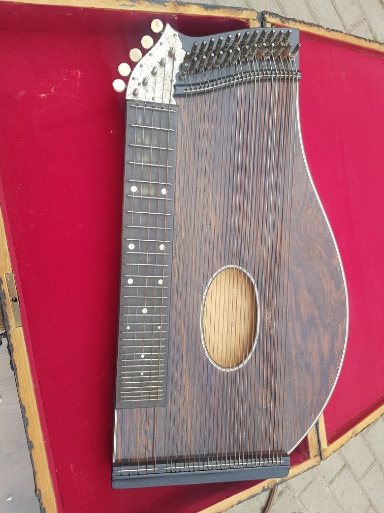 cytra instrument muzyczny (harfa,  gitara)