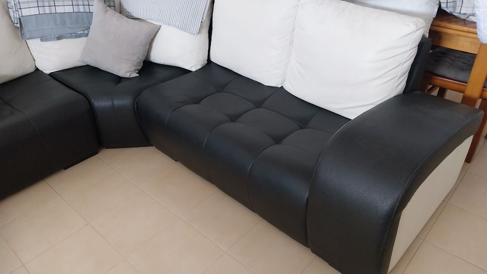 Sofá com chaise longue