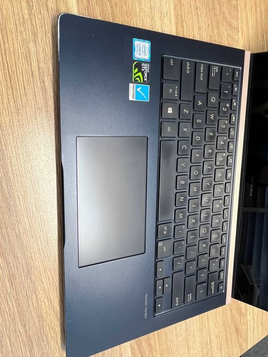 ASUS ZenBook UX480F – i5 / GTX 1050 / 8GB RAM / 1TB NVMe SSD