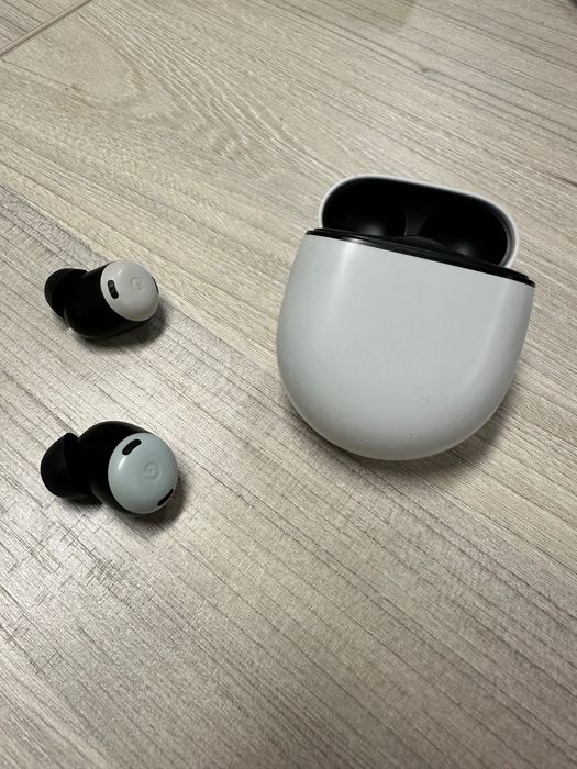 Oferta! Google Pixel Buds Pro – różne kolory (Fog + Porcelana)