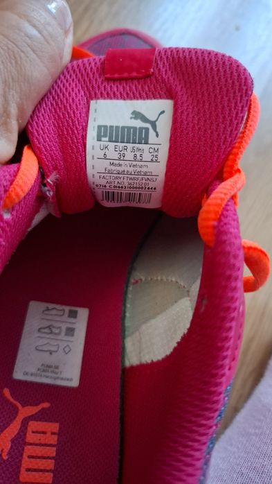 Puma świetne sportowe buty 39