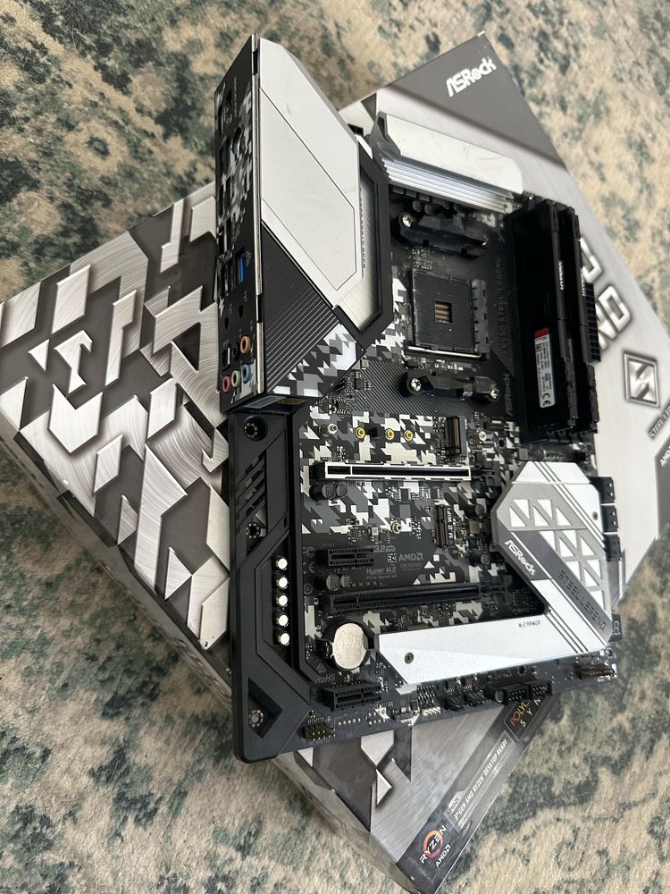 Asrock B550 Steel Legend + 16gb ddr4