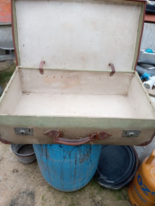 Vendo Mala antiga