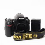 Дзеркальний фотоапарат Nikon D700 (пробіг 7050 кадрів)