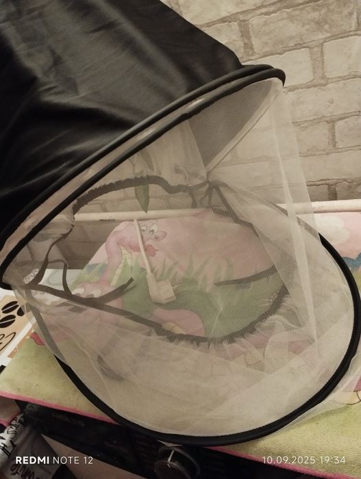 Продам москітну сітку в каляску