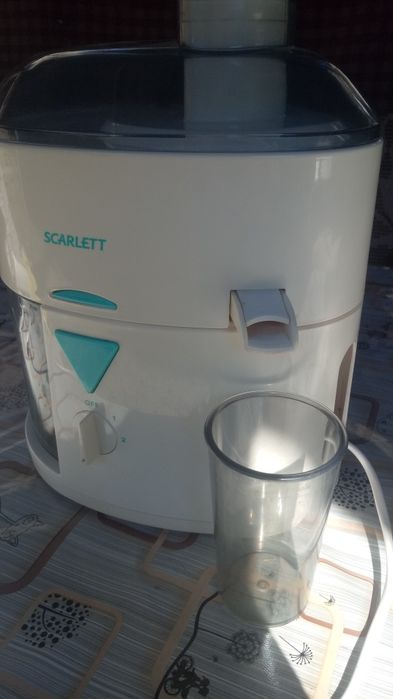 Электро соковыжималка Scarlet 200 W