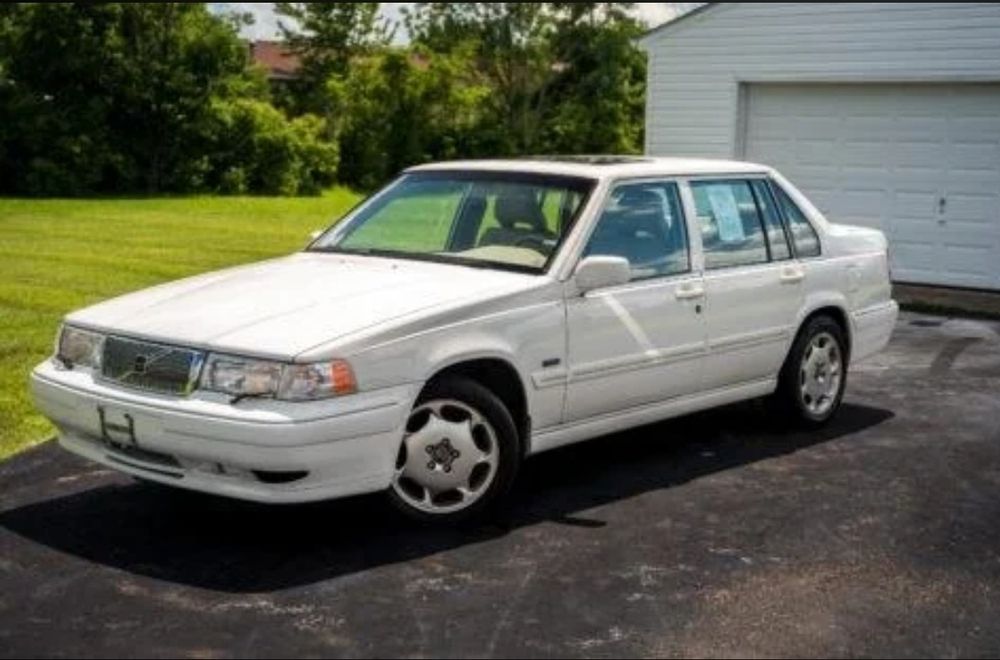 Розбираю вольво 960 s 90