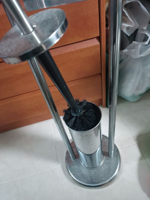 Suporte papel higiénico e piaçaba