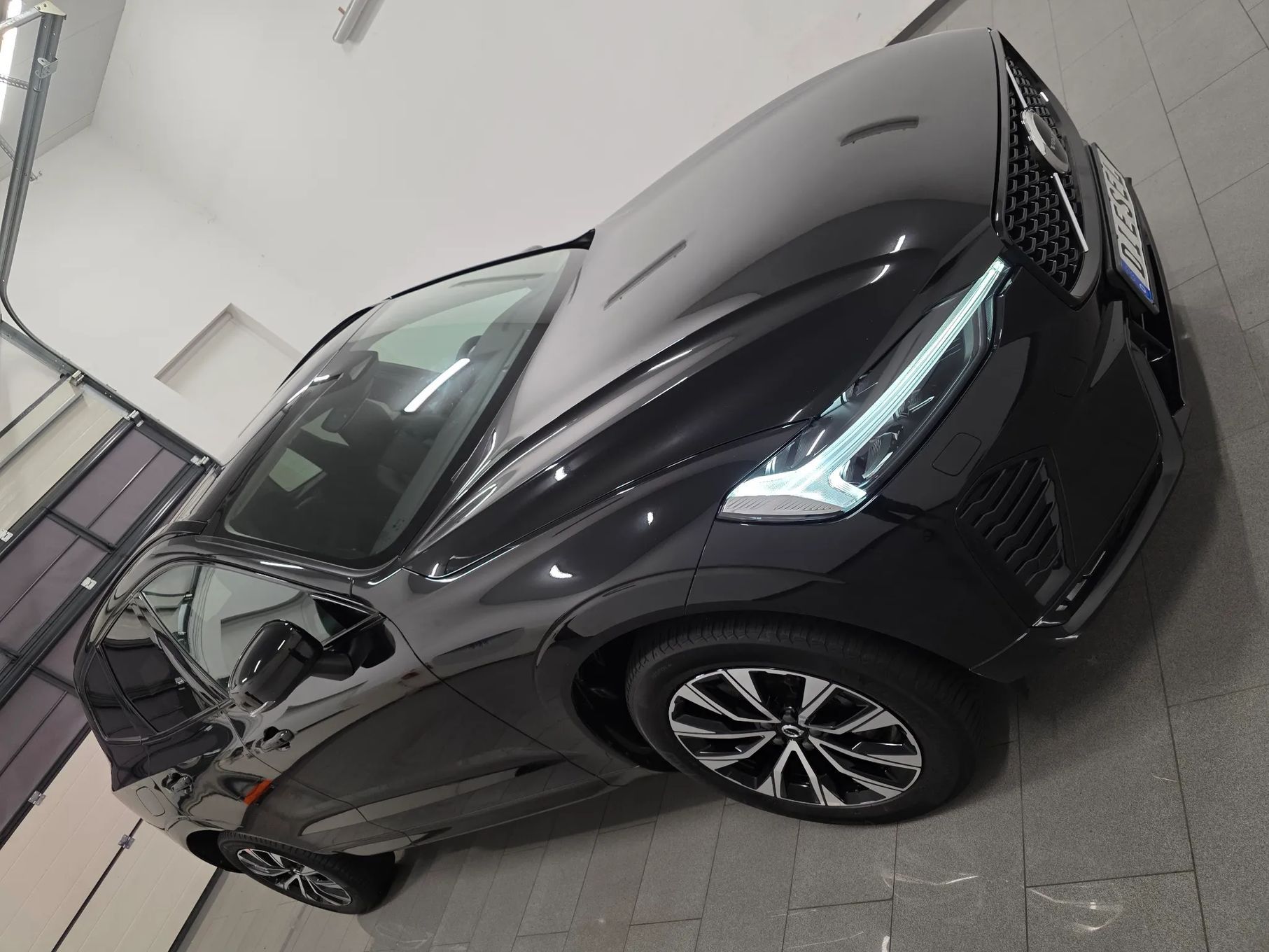 Volvo XC 60 197KM 4x2 R-Design Matrix Led Skóry Navi Dvd Pdc Ops Kamera 2X Memory