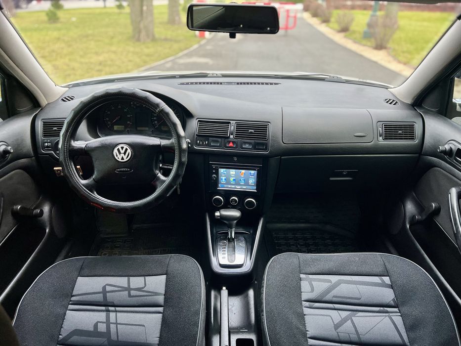 Продам Volkswagen Golf 4