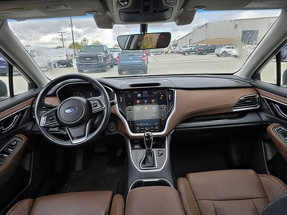 Subaru Outback      2022