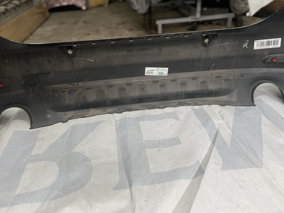 Продам передній та задній бампер BMW 5