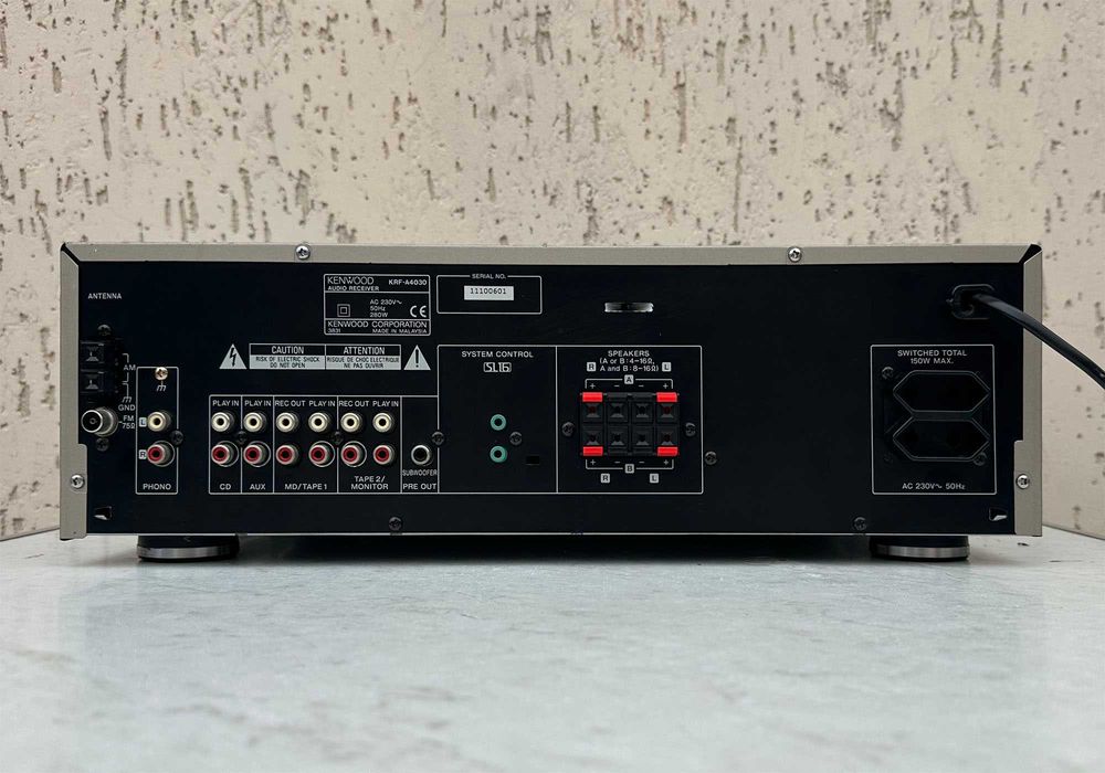 Ресивер Kenwood KRF-A4030 (2 × 100 Вт / пульт / фонокоректор)
