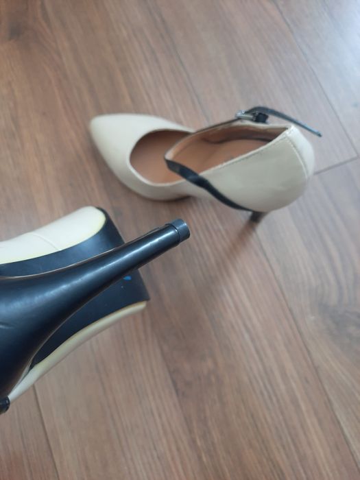 Szpilki - r.36 - 65 zł