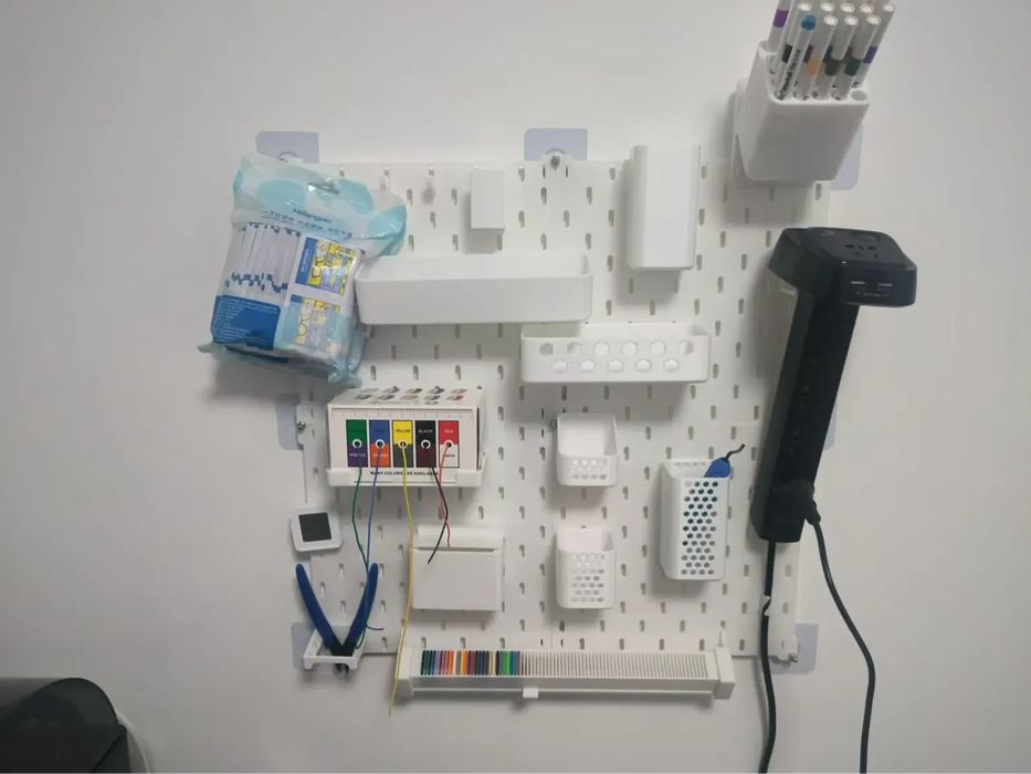 Painel Modular para Parede (Estilo IKEA SKADIS)