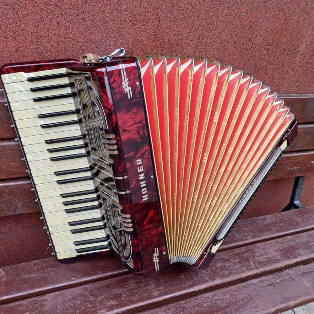 Akordeon hohner 120 basow