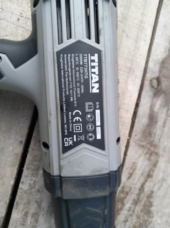 Titan TTB773HTG 2000W OPALARKA Elektryczna 2000 W