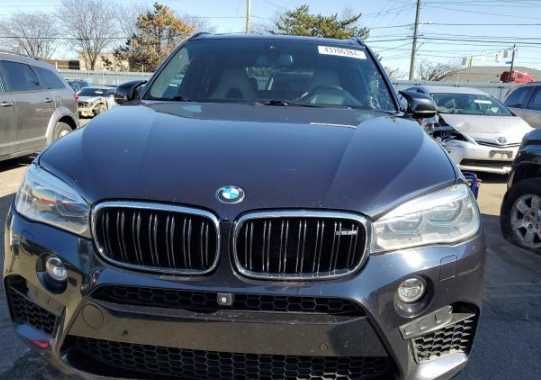 BMW X5 M 4.4 авто з США дуже гарний стан.