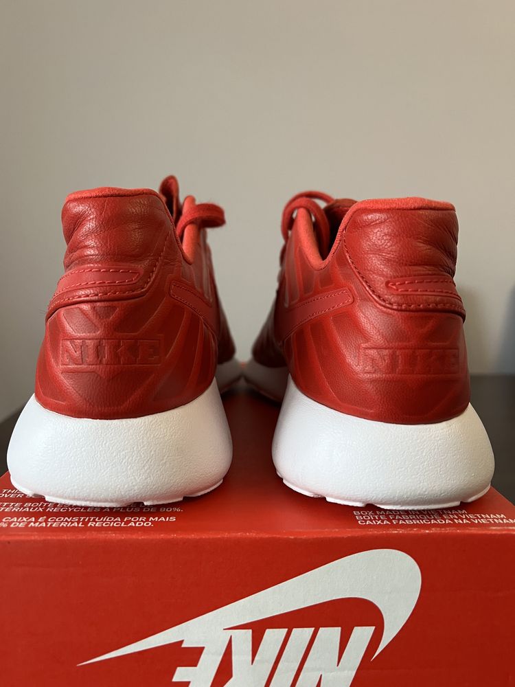 Buty sportowe NIKE Roshe Tiempo VI QS