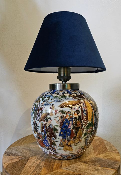 Lampa ceramiczna z chińskiej porcelany