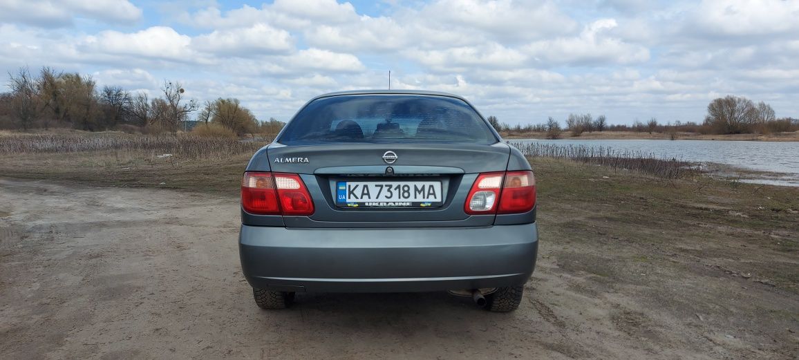 Nissan Almera H16 1.8 2005