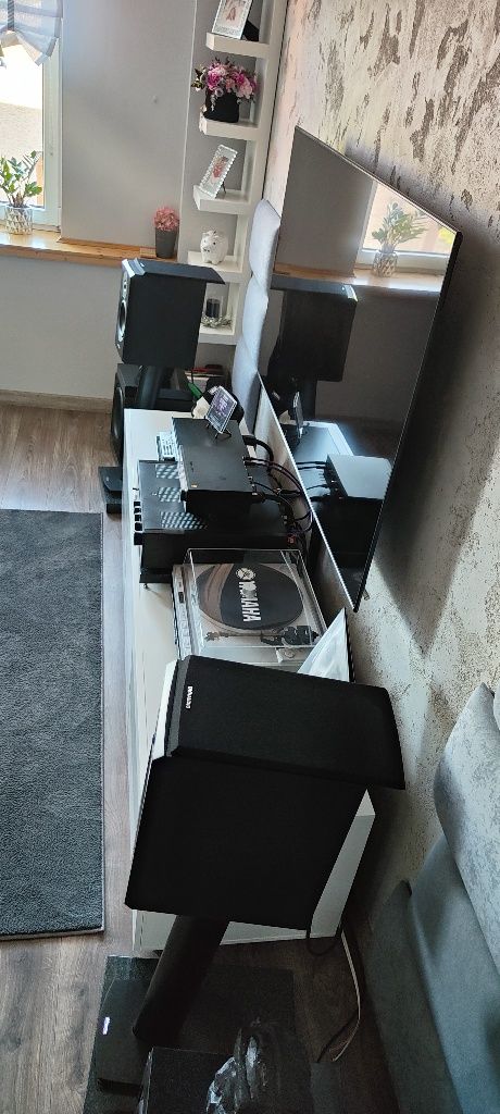 Sprzedam Yamaha as2000 wzmacniacz hi end . Możliwa wyslka . Topowy