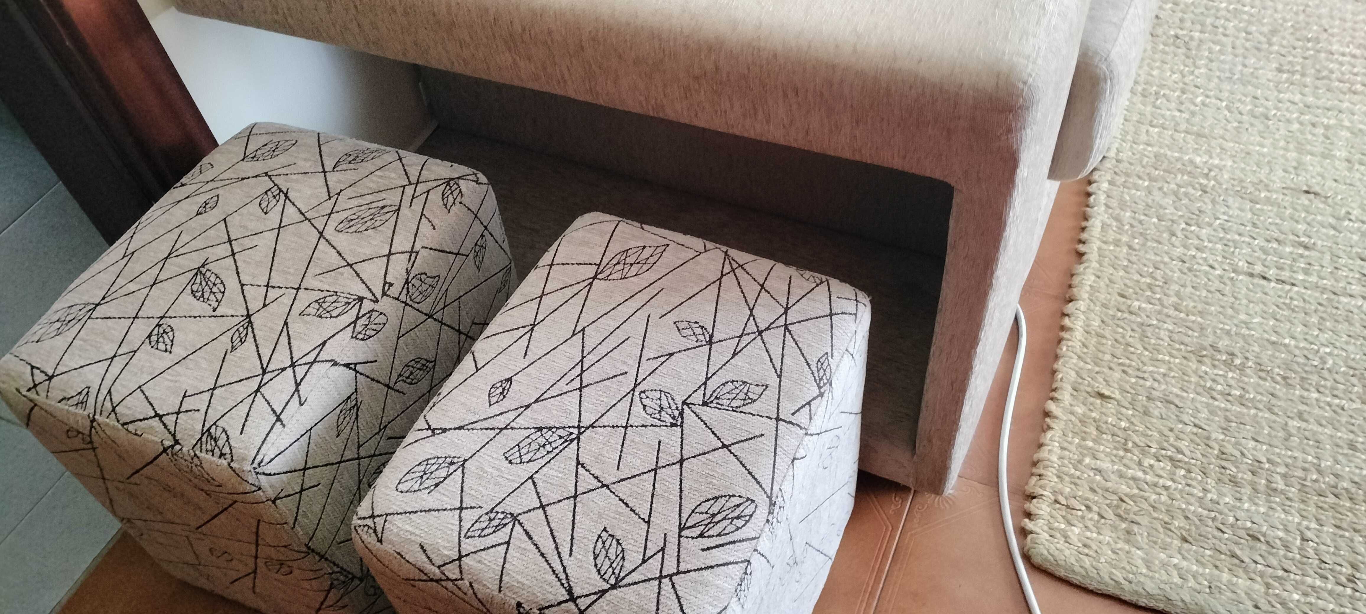 Sofá chaise longue beje