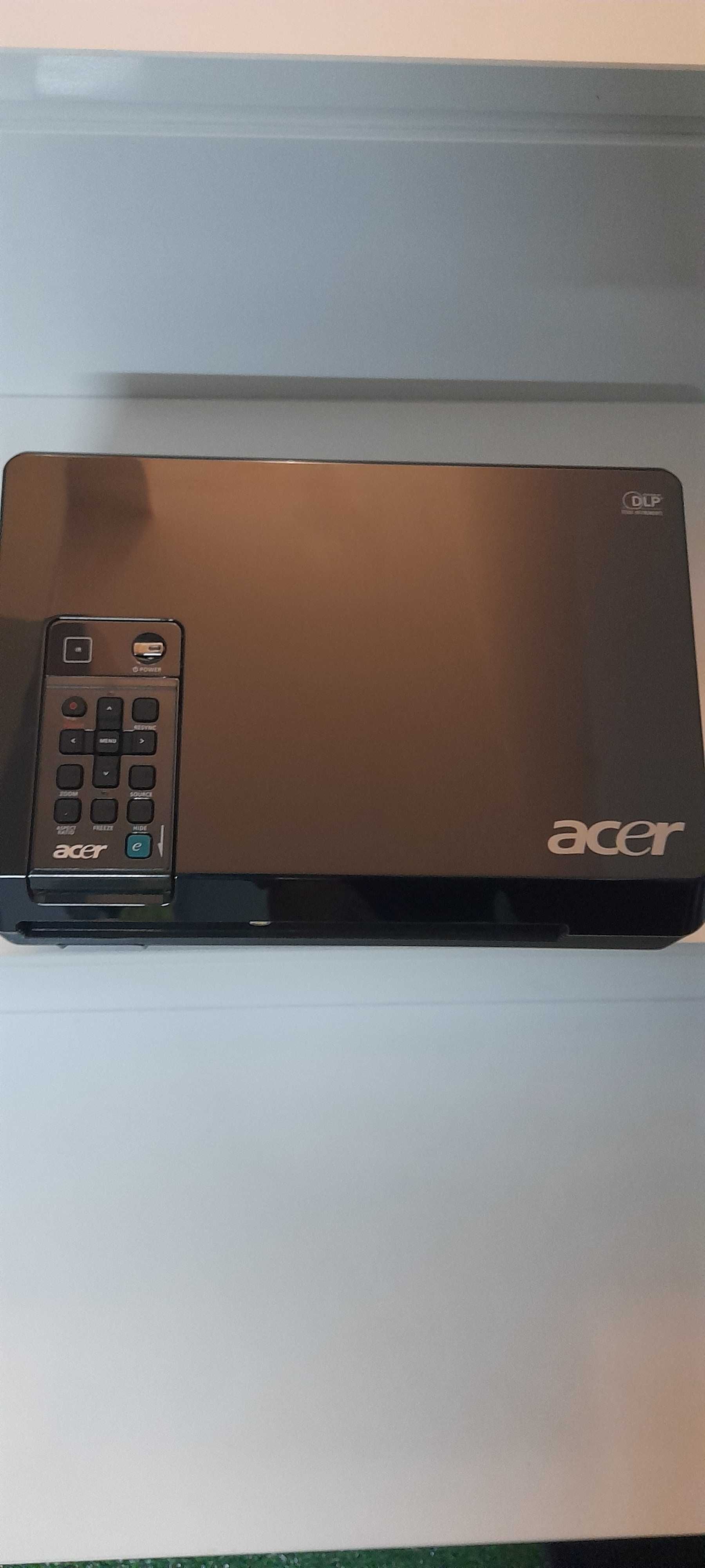 Projector Acer X1160P pouco uso