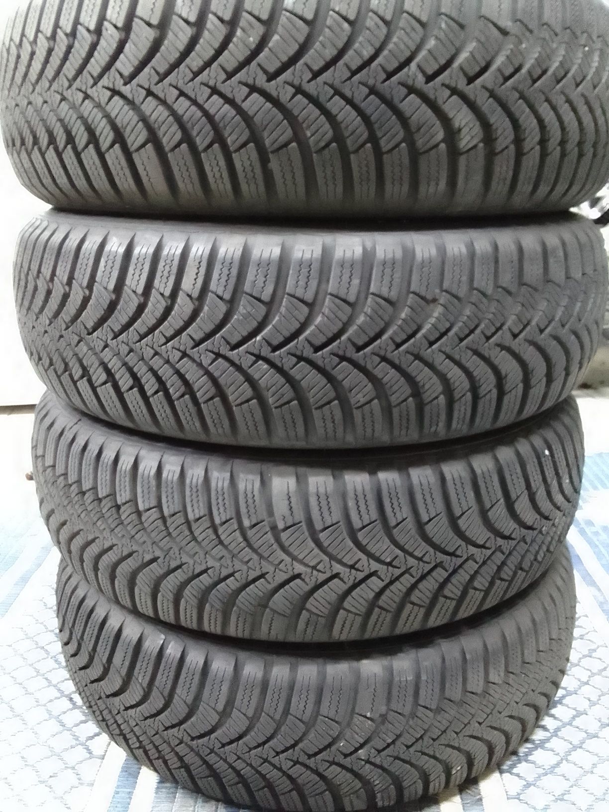 4 Opony zimowe 165/65r15 HANKOOK 7.5mm