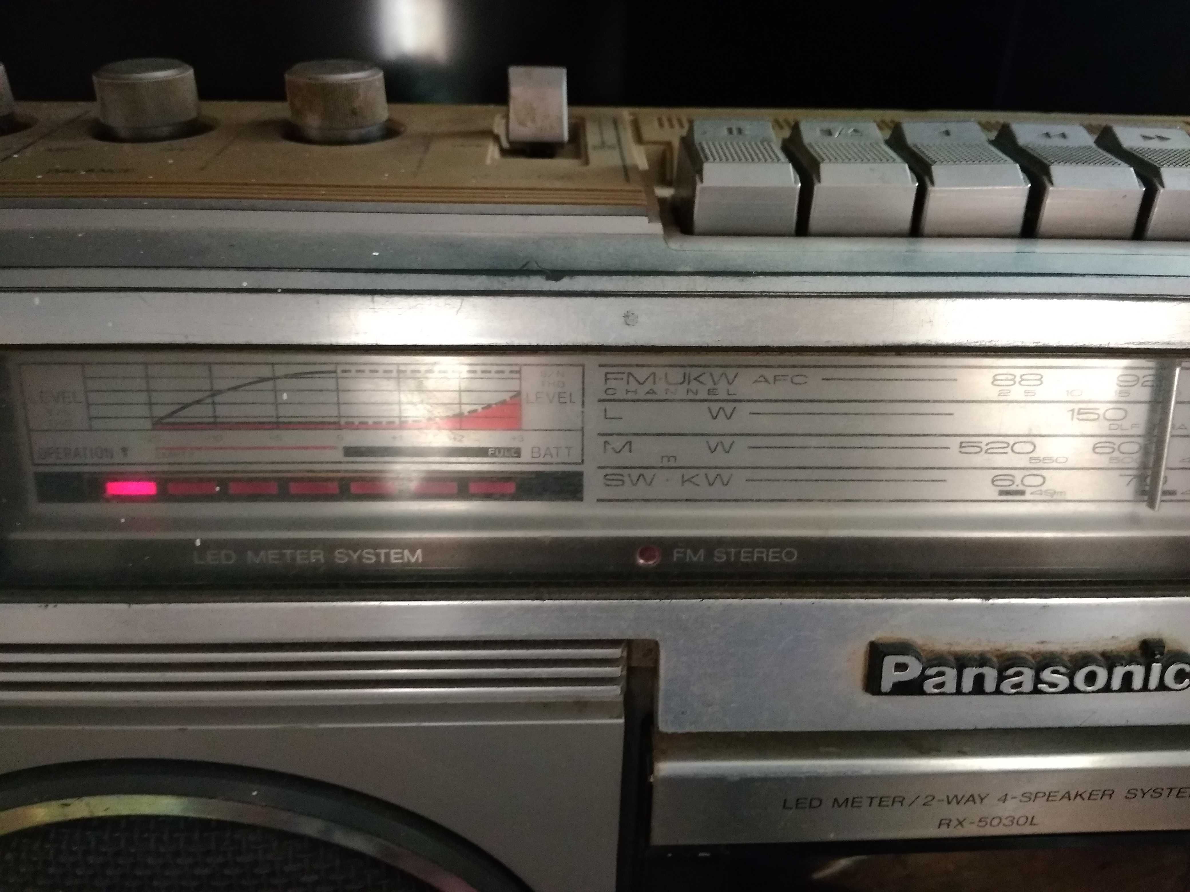 радіомагнітола Panasonic RX-5030LS. вінтаж, ретро.  працює баси тєма
