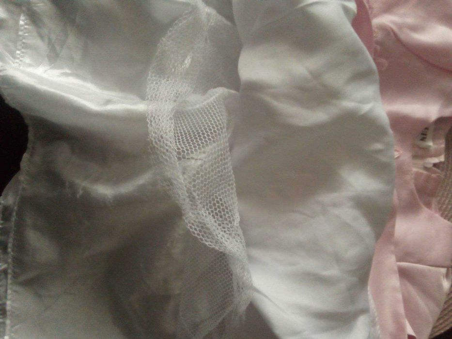 Śliczna sukienka różowo-biała rozm. 6/9m YAN BIN