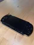 Sprzedam konsolę psp