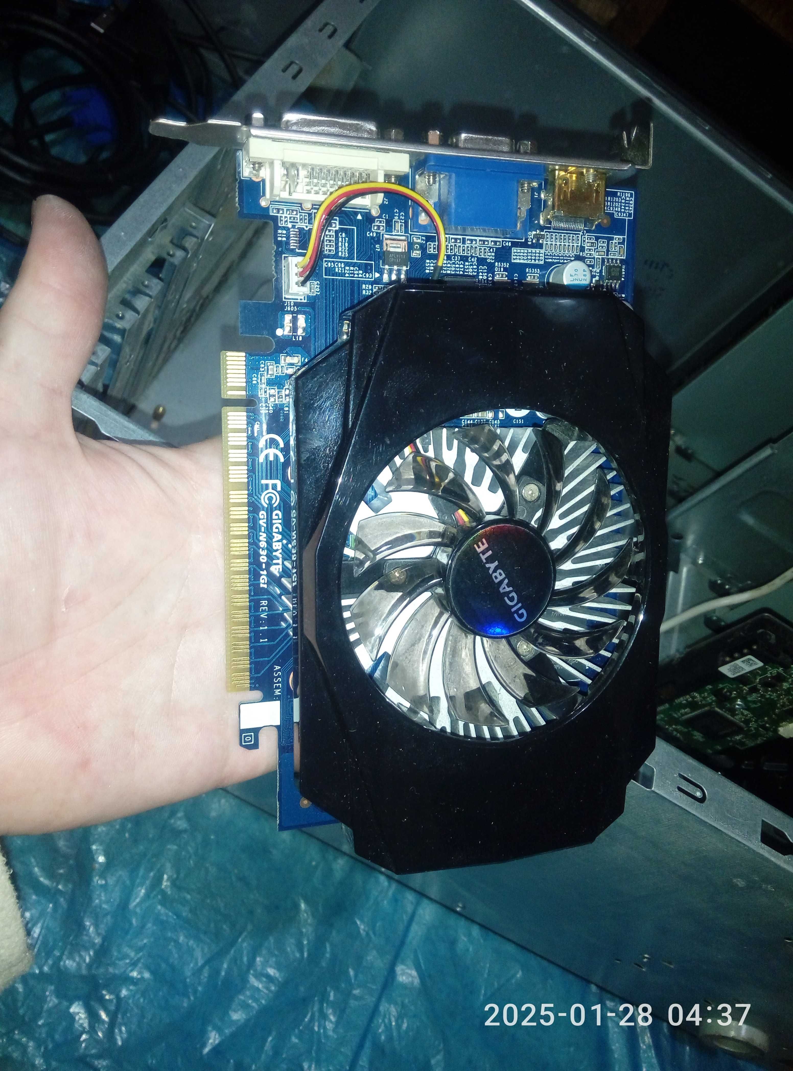 Відеокарти nvidia Geforce та Amd Radeon pci express в робочому стані