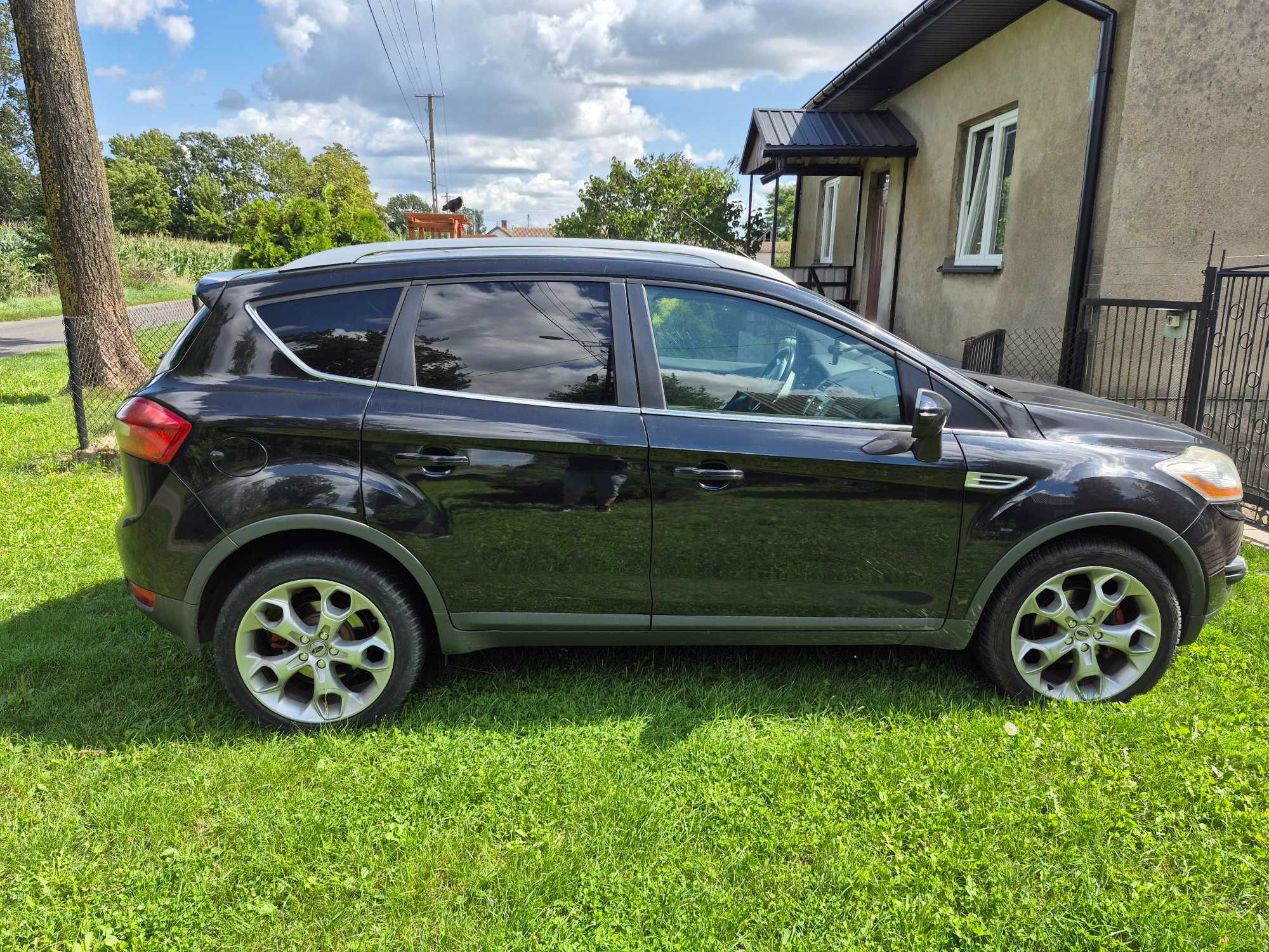 KUGA 2009 Łódz .Stan B.dobry , prywatna osoba.