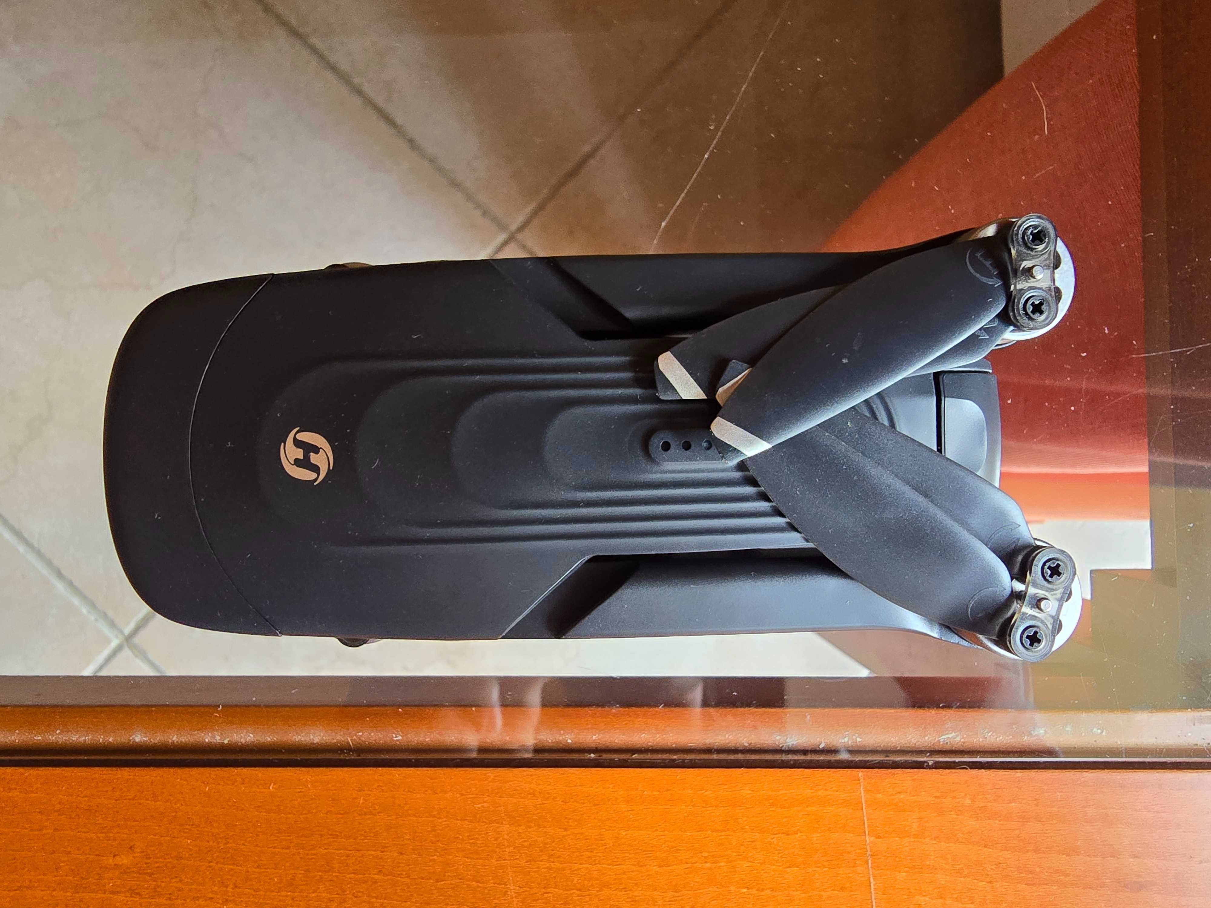 Holy Stone HS175D Drone
