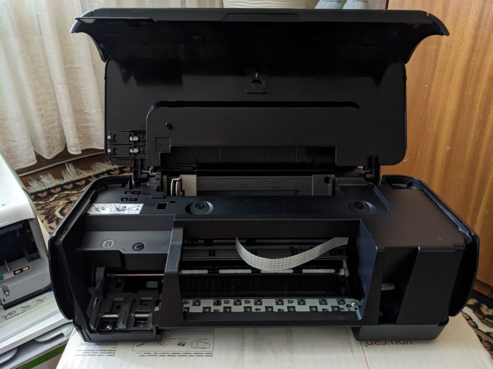 Принтер  canon MG3240, IP1800
