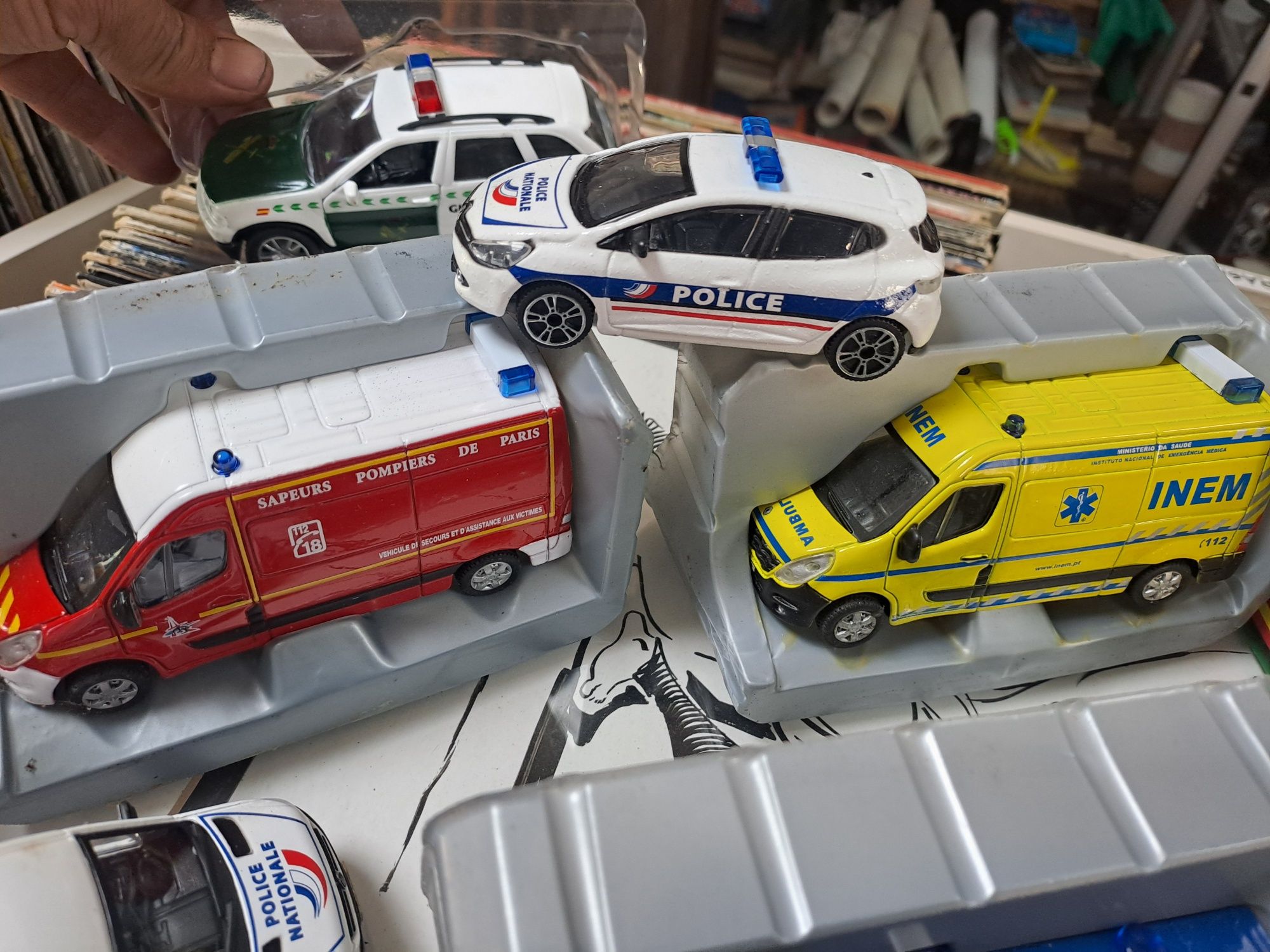 Carrinhos miniatura Gnr/Inem/Policia