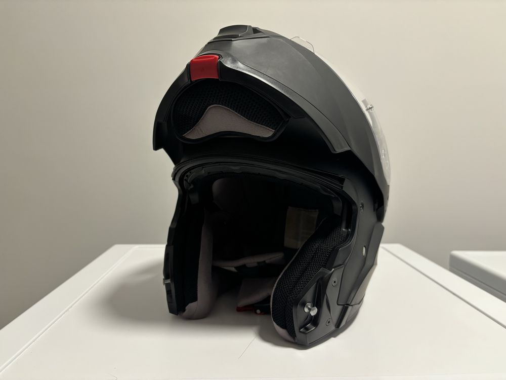 Kask HJC model IS-MAX2.