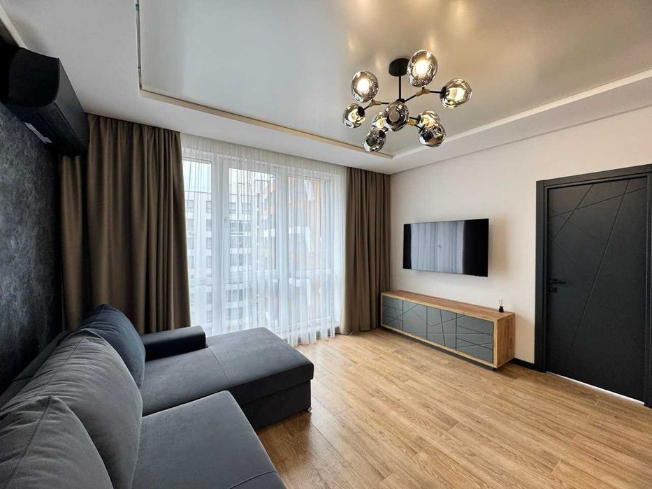 Оренда 2к квартири,76м², Липинського, перша здача, 950$
