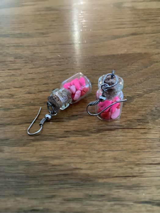 Ювелірні вироби та біжутерія