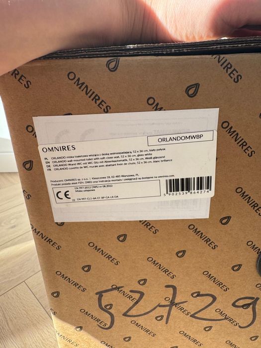 Miska toaletowa Omnires Orlando komplet z deską