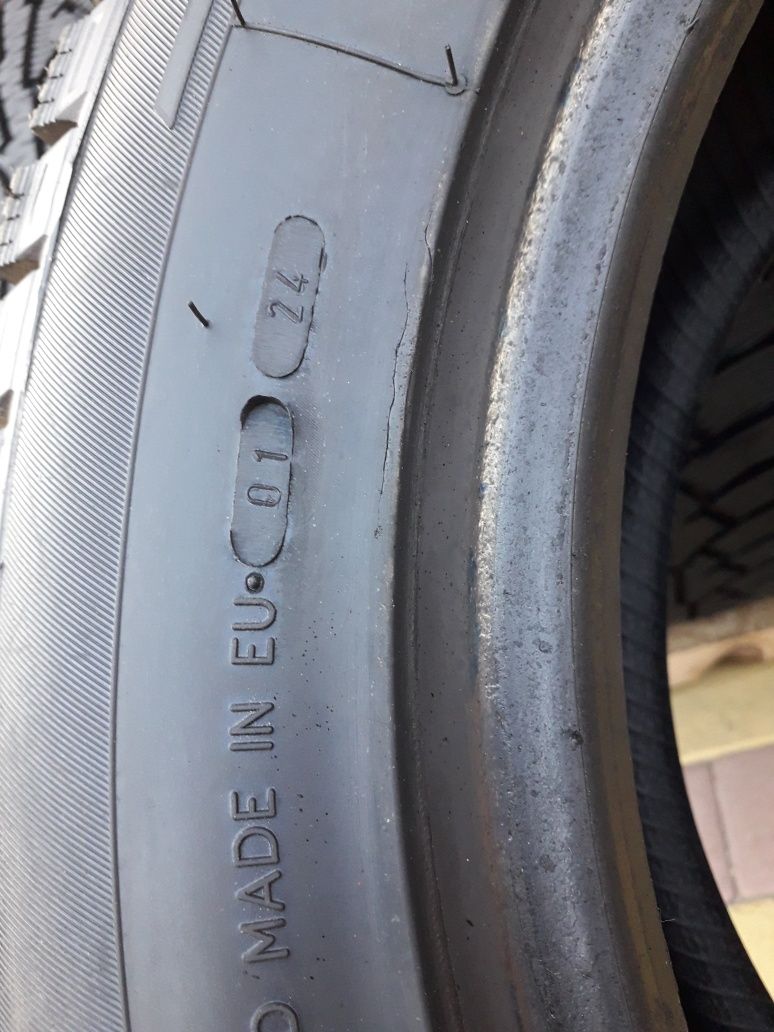 Новые 225/55/17 . Шины зима Pneus. Резина r17 . 2024 года