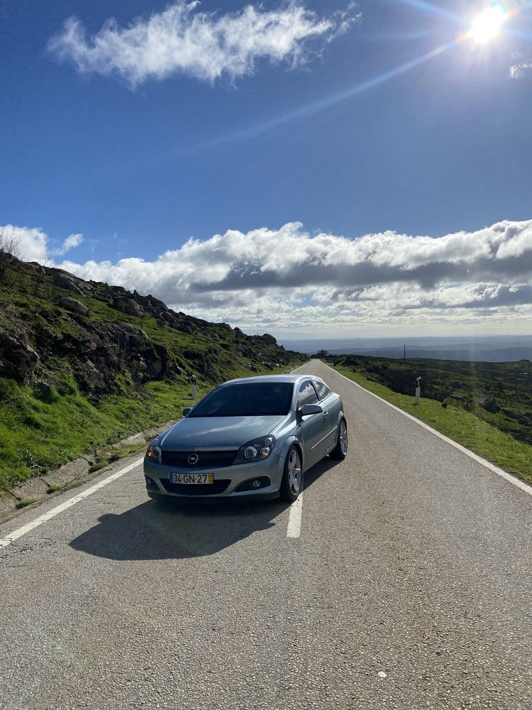 Opel Astra H GTC 1.7CDTI