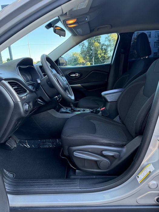 Jeep Cherokee KL 2020