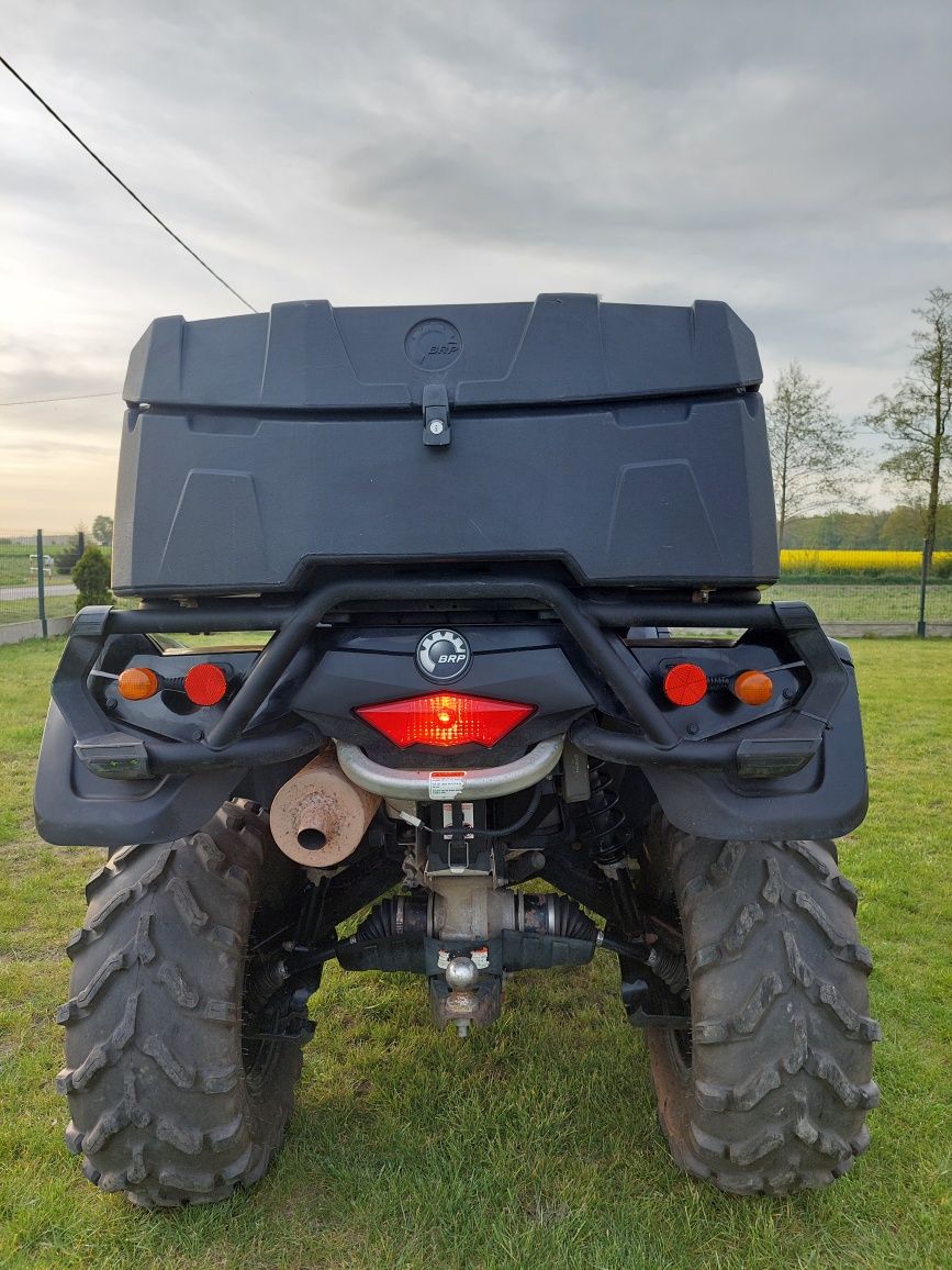 Quad can-am outlander 800 R max